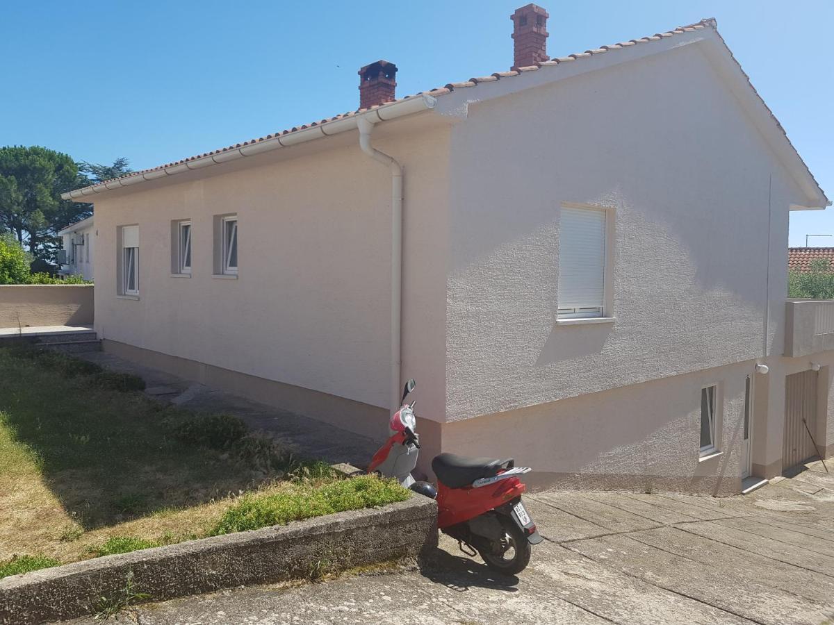 Marton Krk Town Exterior photo